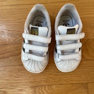 Adidas Superstar